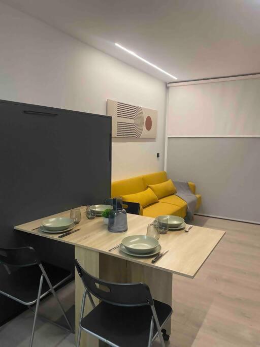 Cosmopolita Apartamento Nuevo Murcia Bagian luar foto
